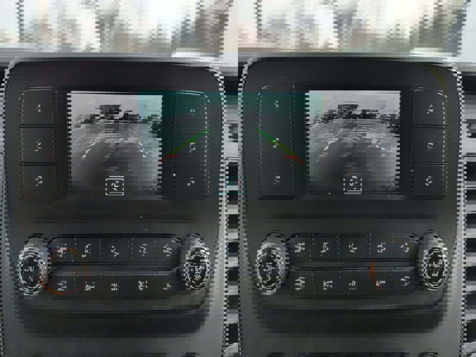 Used 2024 Ford Transit 250 Low Roof w/ Exterior Upgrade Package image 30