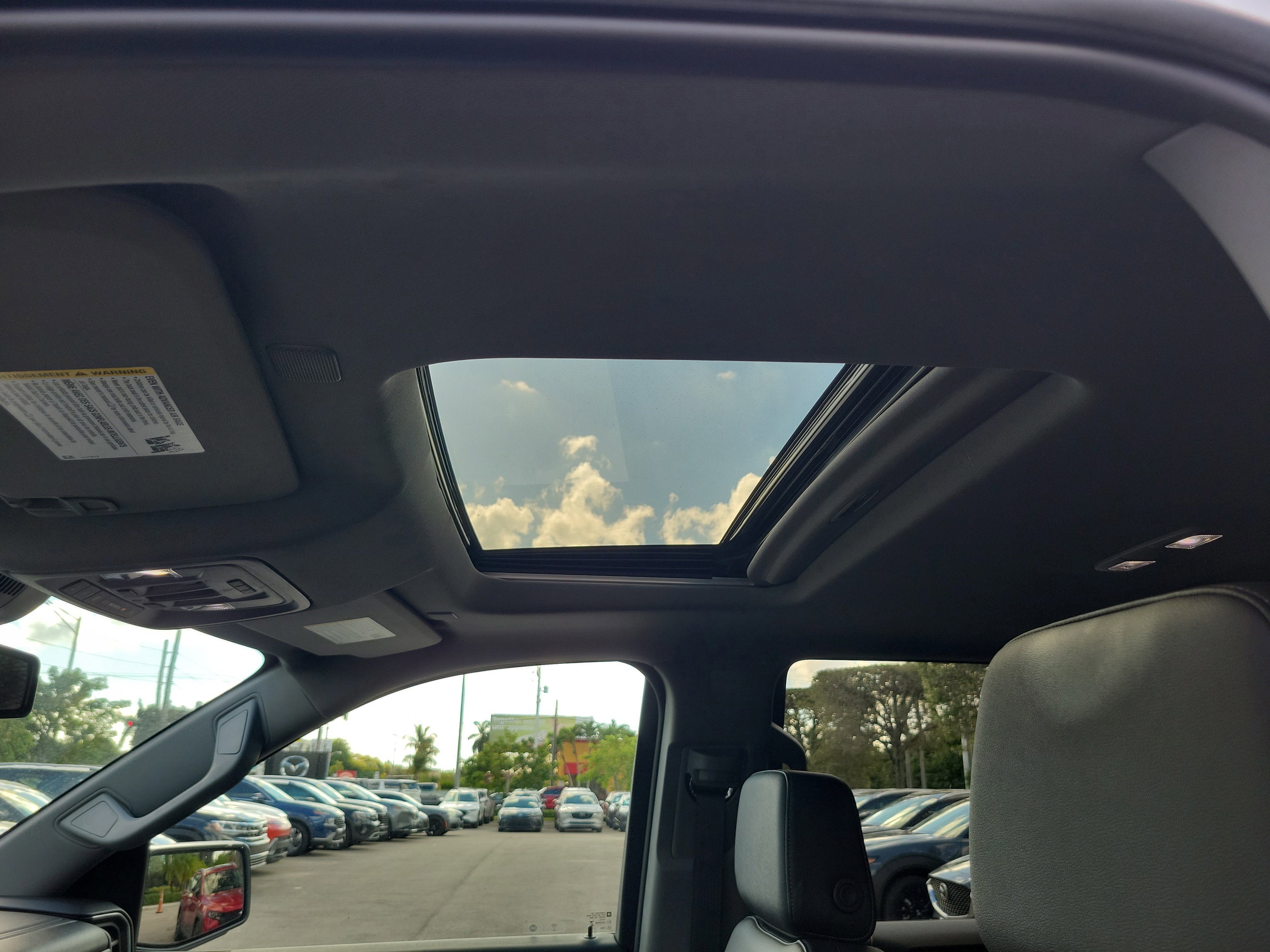 Used 2023 GMC Sierra 1500 SLT w/ SLT Premium Package image 14