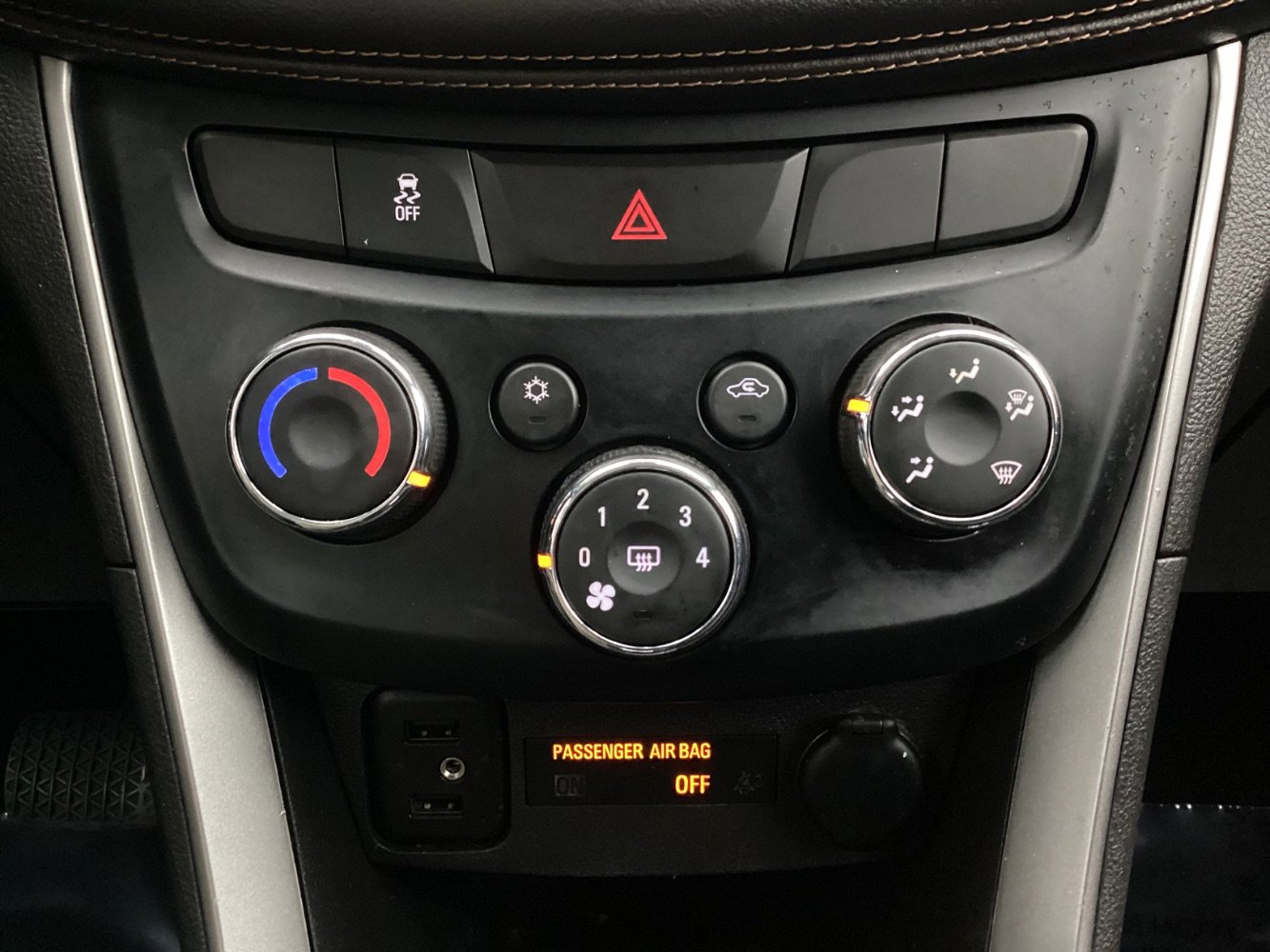 Used 2019 Chevrolet Trax LS image 35