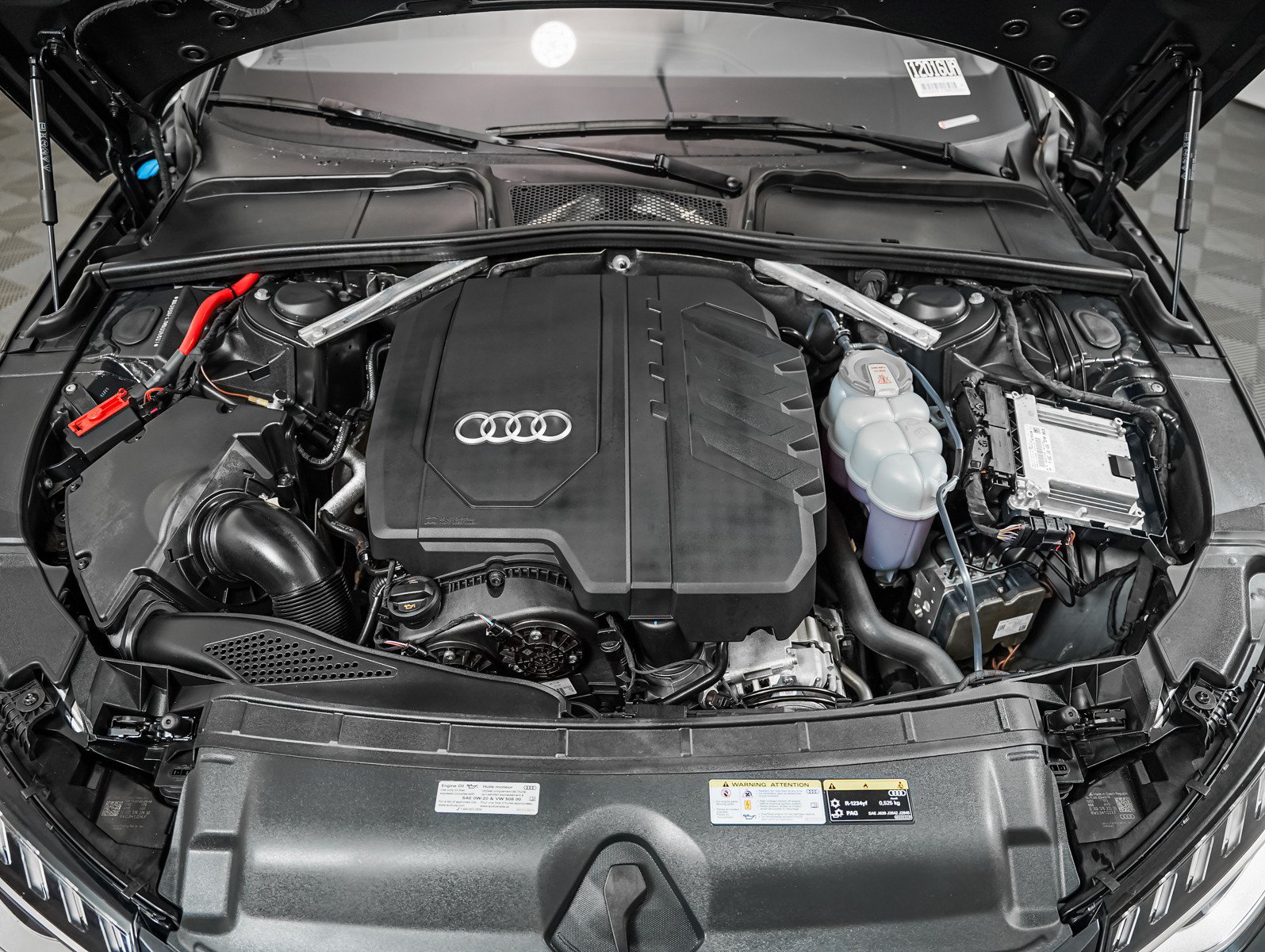 Used 2021 Audi A4 2.0T Premium Plus w/ Premium Plus Package AWD/4WD image 3