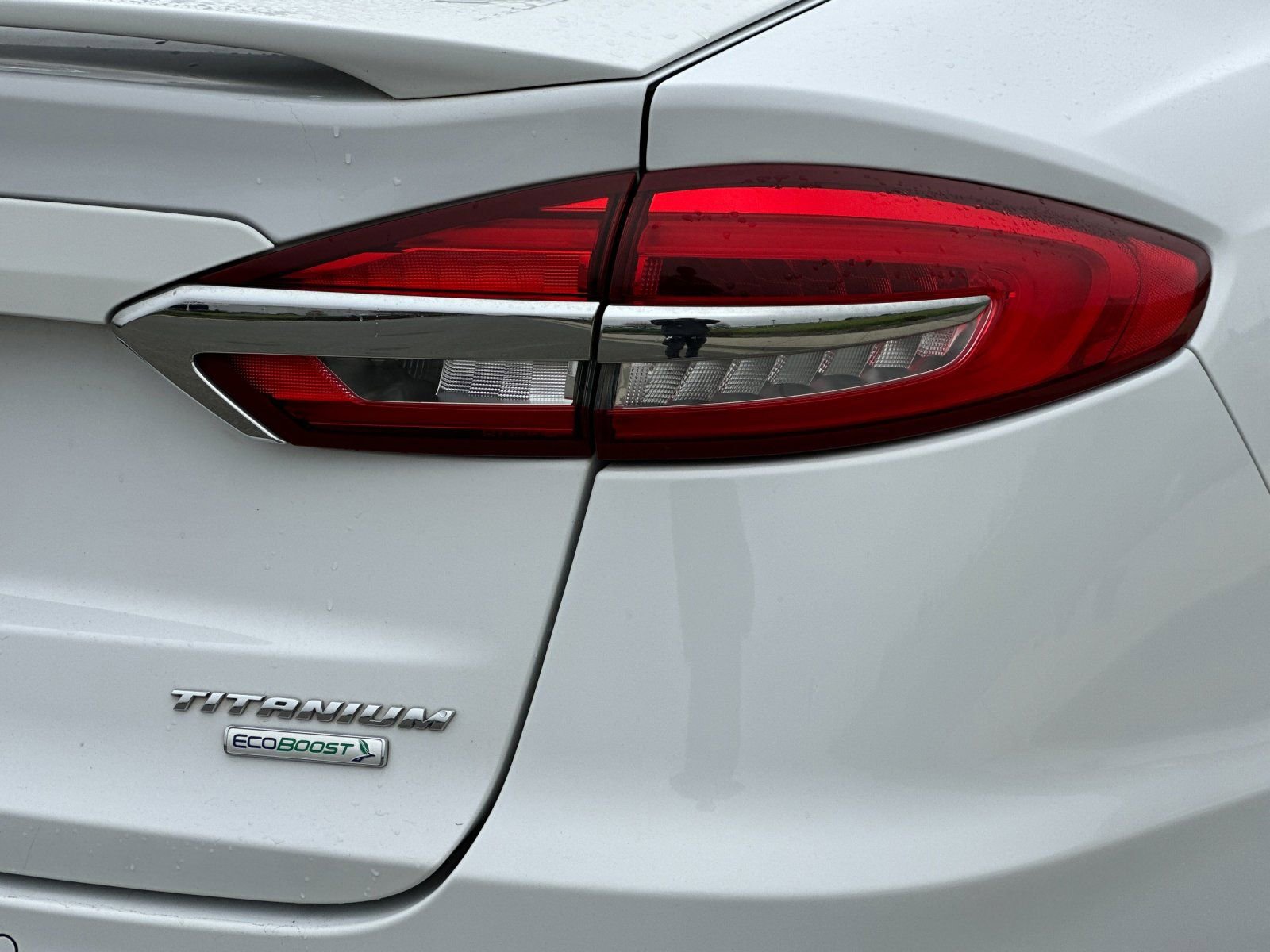 Used 2019 Ford Fusion Titanium image 33