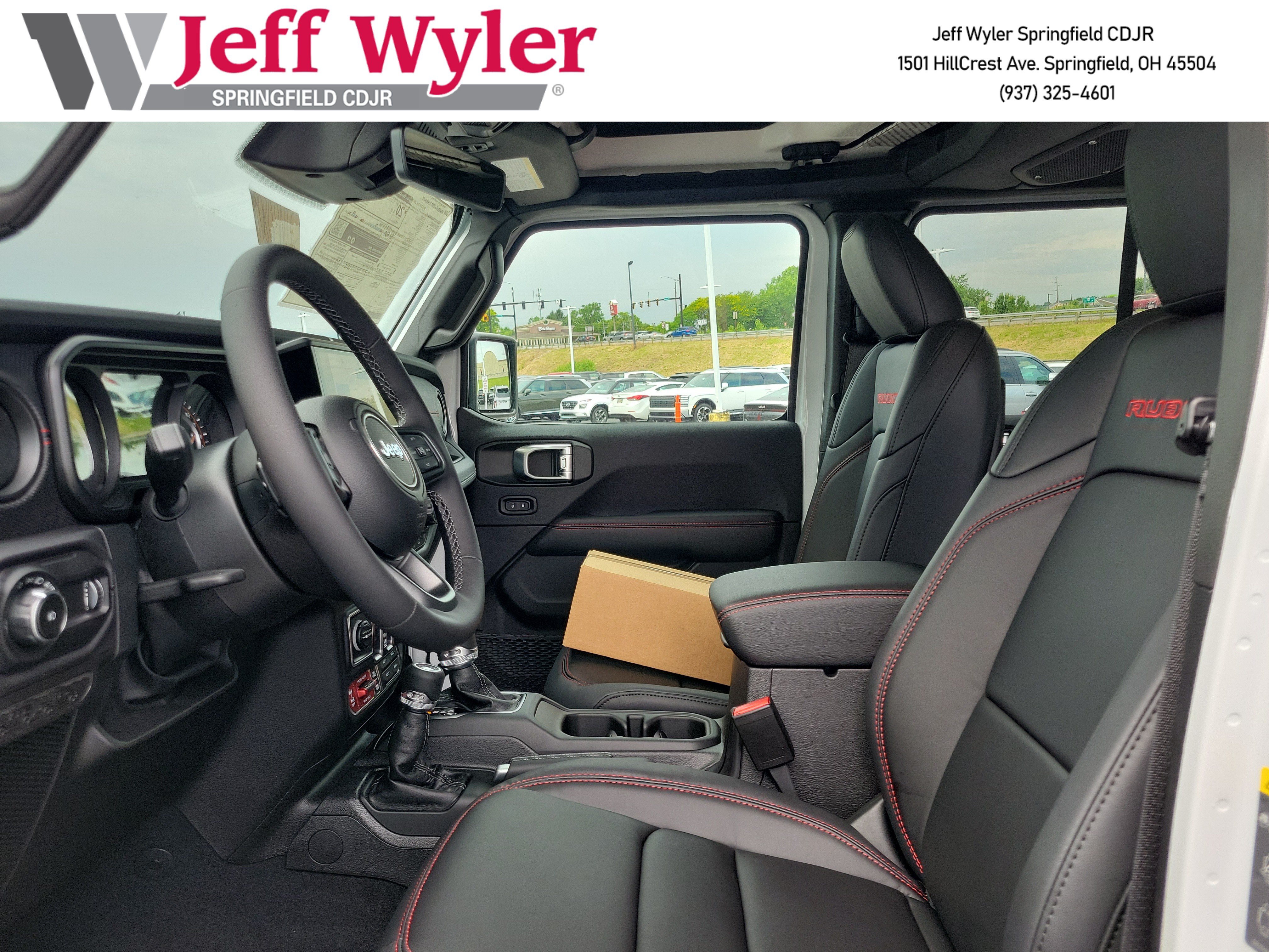 New 2026 Jeep Wrangler Unlimited Rubicon w/ Xtreme 35 Tire Package AWD/4WD image 15