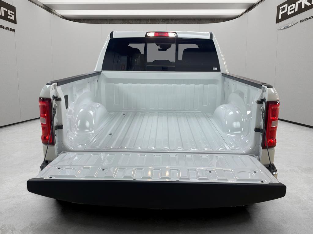 New 2026 RAM 1500 Tradesman AWD/4WD image 10