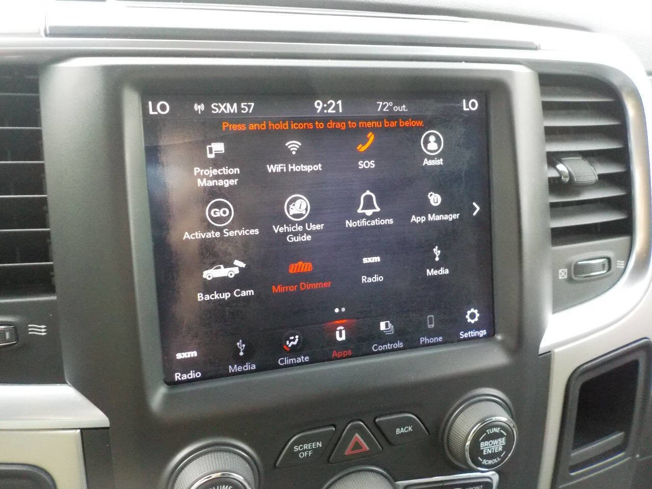 Used 2018 RAM 2500 SLT w/ Luxury Group AWD/4WD image 17