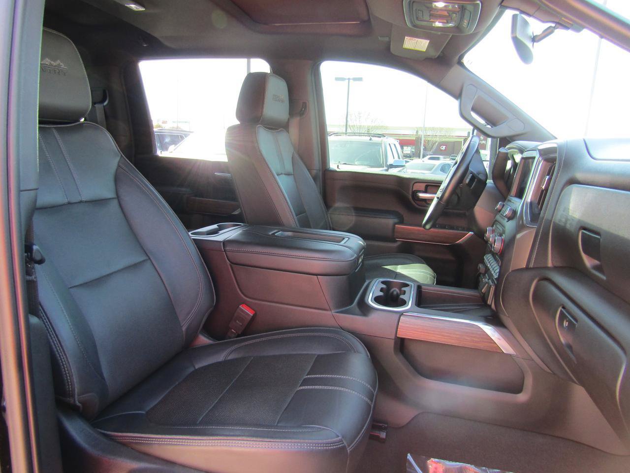 Used 2022 Chevrolet Silverado 3500 High Country AWD/4WD image 12