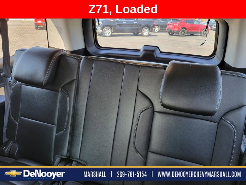 Used 2018 Chevrolet Suburban LT image 23