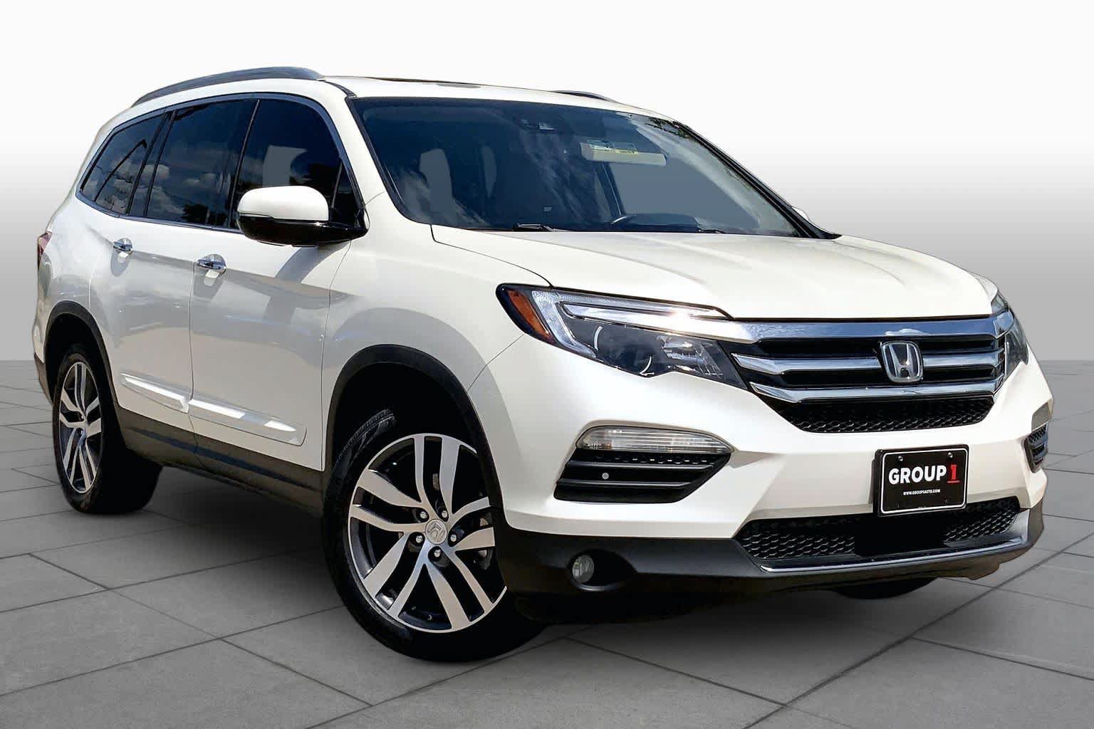Used 2016 Honda Pilot Elite image 3