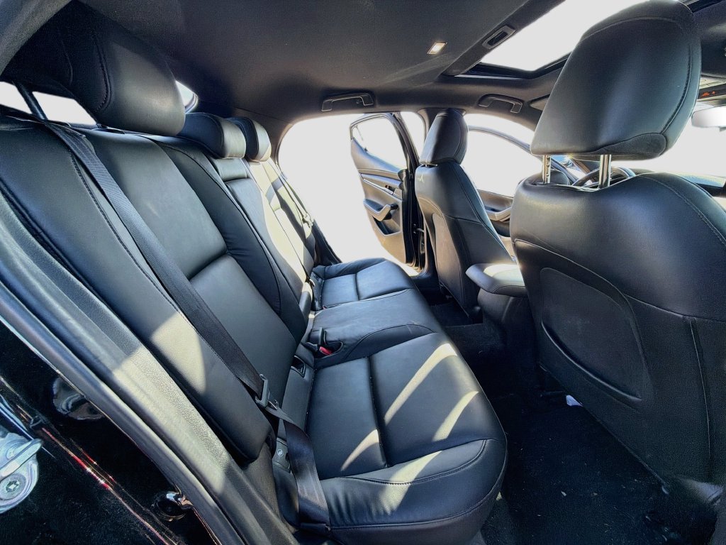 Used 2021 MAZDA MAZDA3 s AWD/4WD image 29