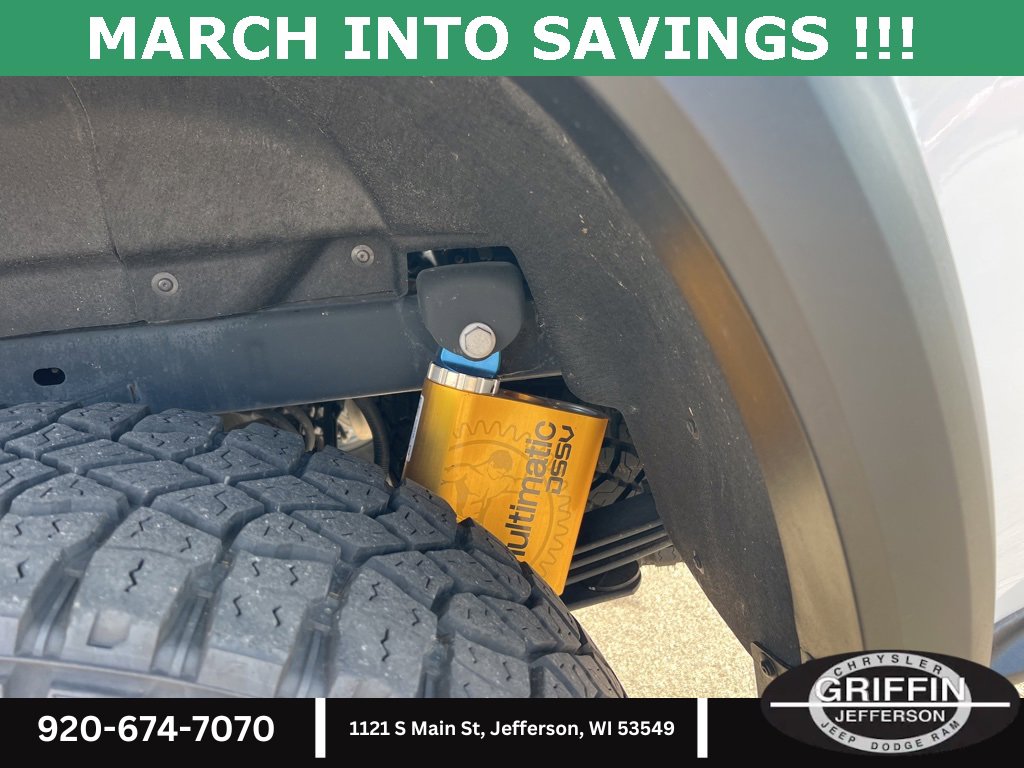 Used 2023 Chevrolet Colorado ZR2 w/ ZR2 Convenience Package III image 15