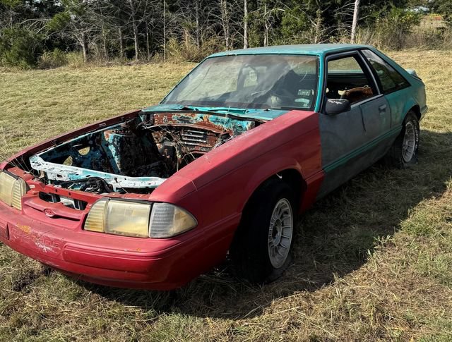 Used 1992 Ford Mustang LX RWD image 1