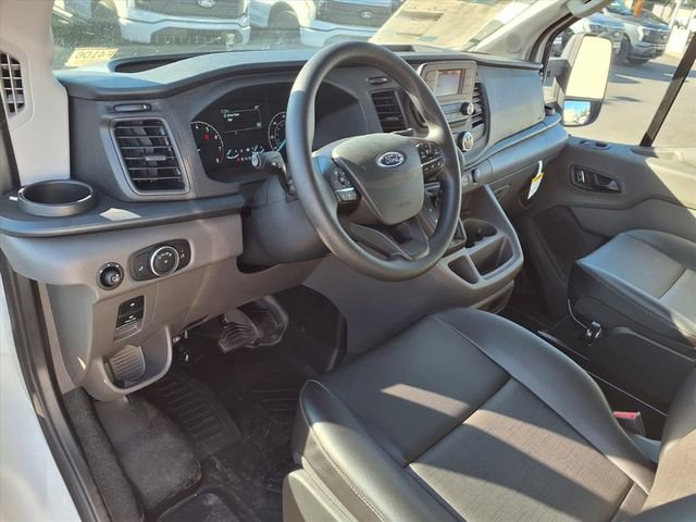 New 2025 Ford Transit 250 148 Medium Roof RWD image 7