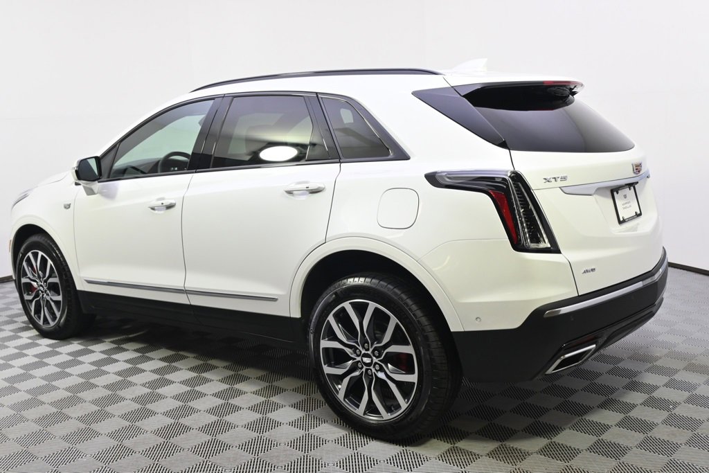 New 2025 Cadillac XT5 Sportv w/ Technology Package image 3