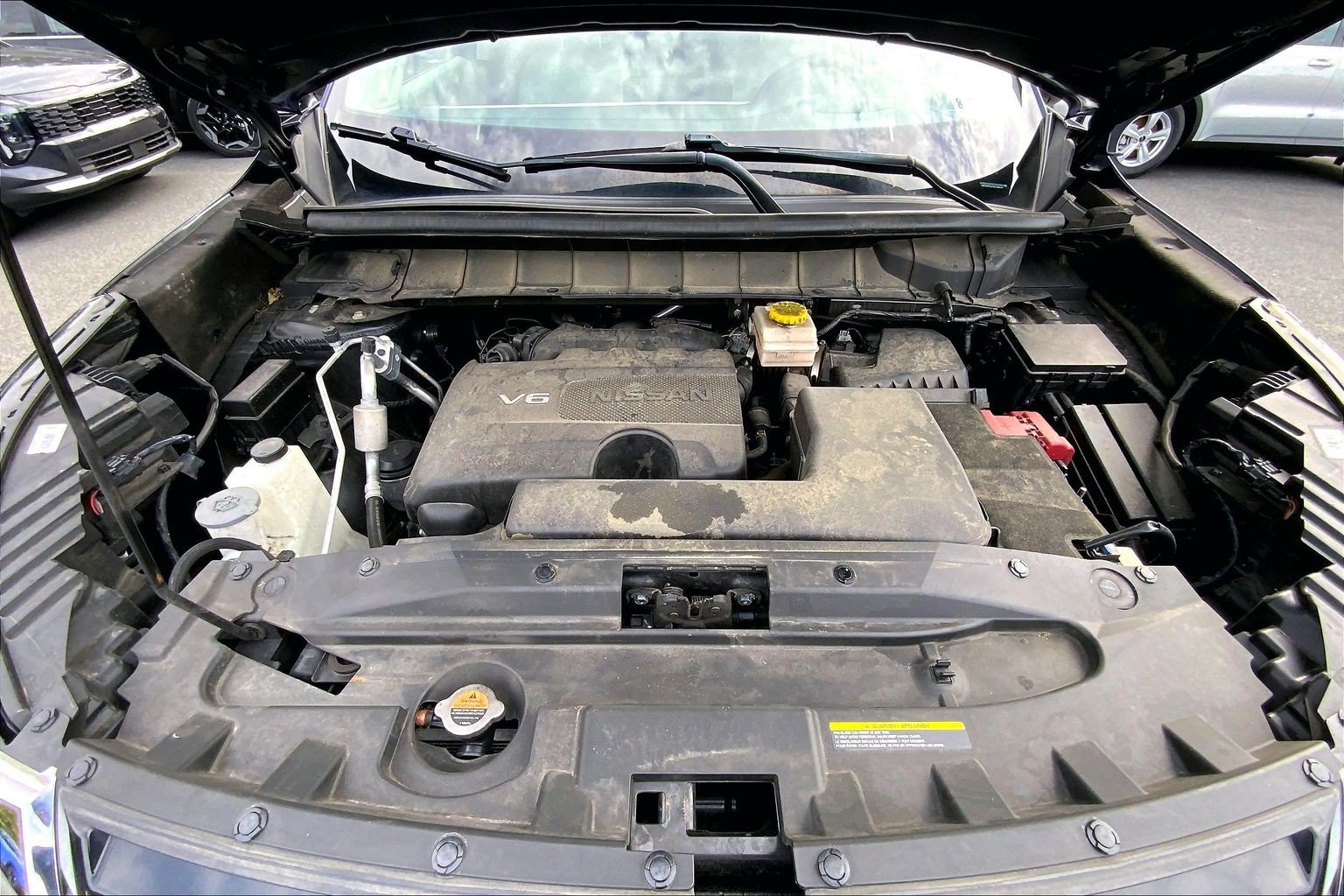 Used 2022 Nissan Pathfinder Platinum w/ Cargo Package AWD/4WD image 12
