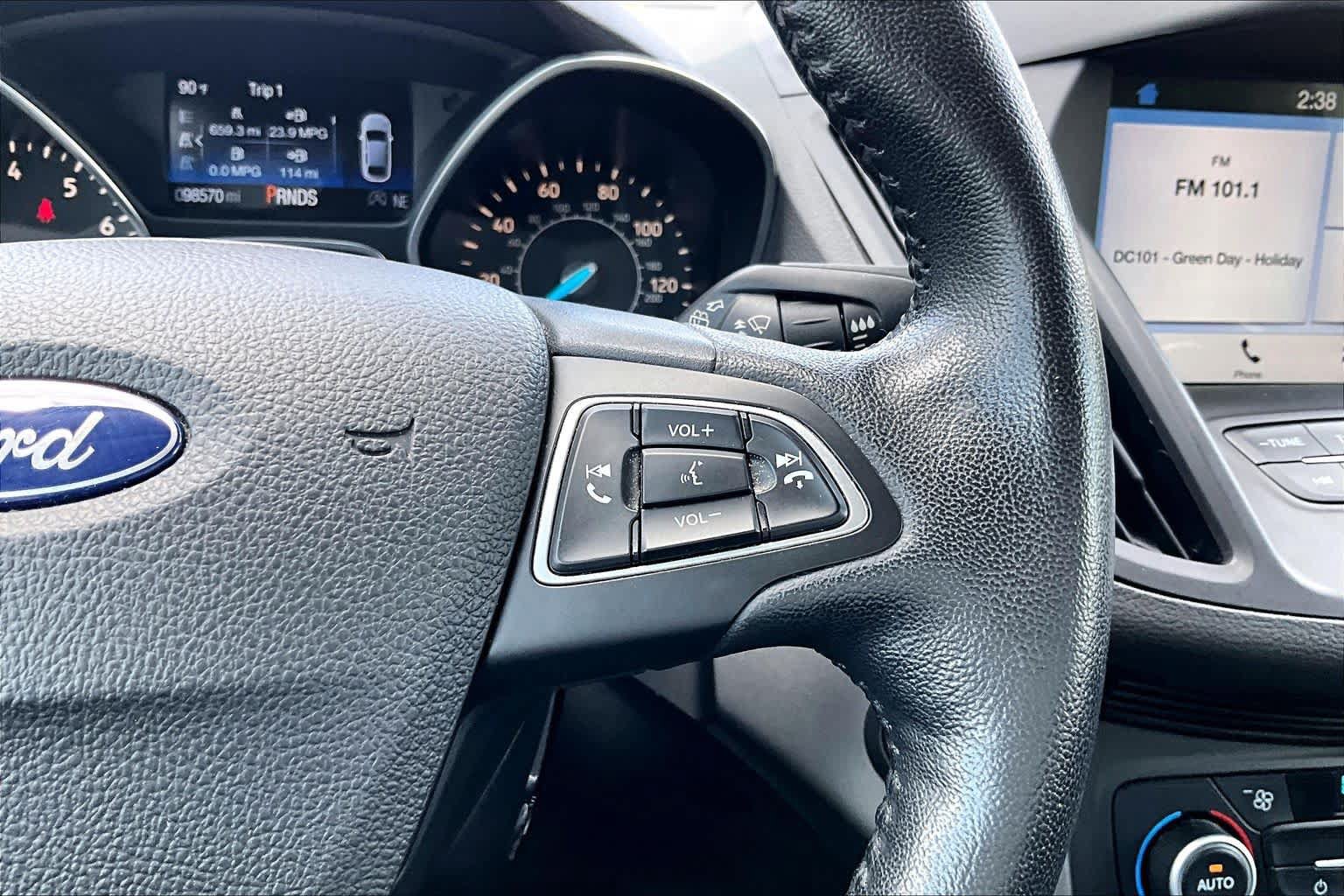 Used 2019 Ford Escape SEL AWD/4WD image 24