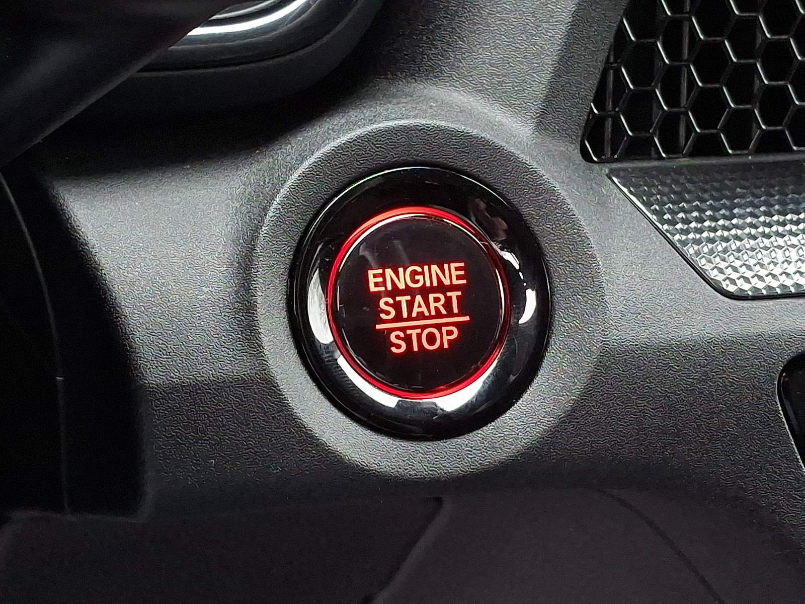 Used 2025 Honda CR-V LX image 22