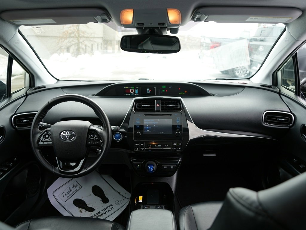 Used 2019 Toyota Prius XLE image 10