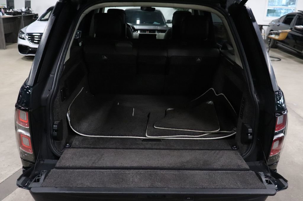 Used 2019 Land Rover Range Rover Long Wheelbase Autobiography image 18