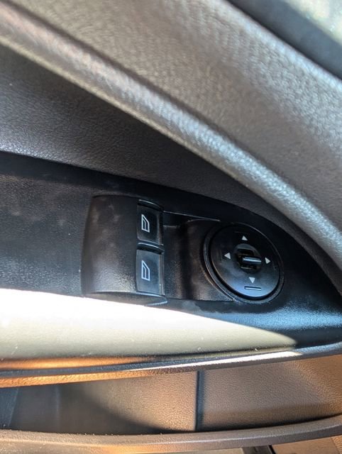Used 2019 Ford Transit Connect XLT FWD image 28