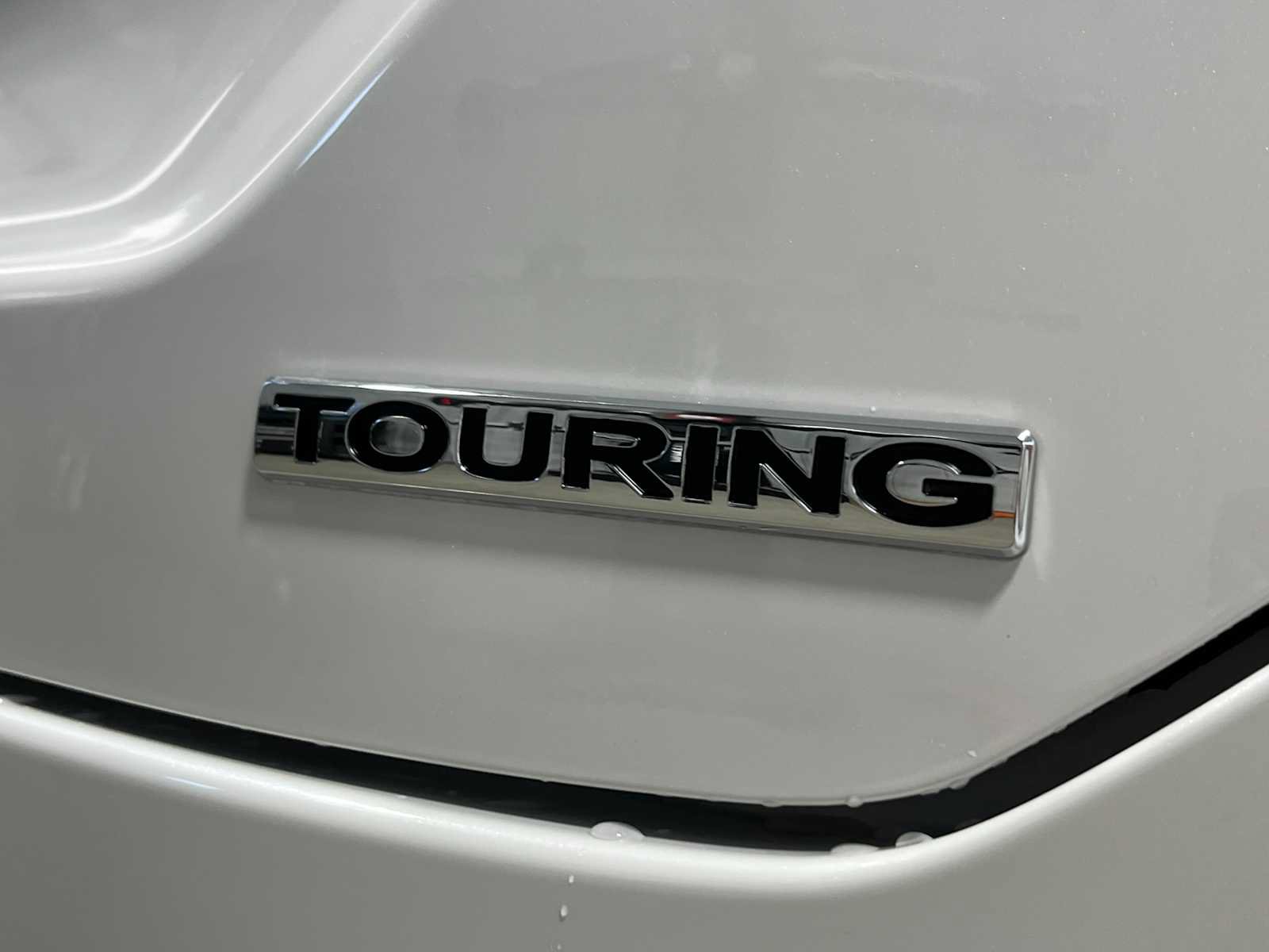 New 2026 Honda Pilot Touring image 6