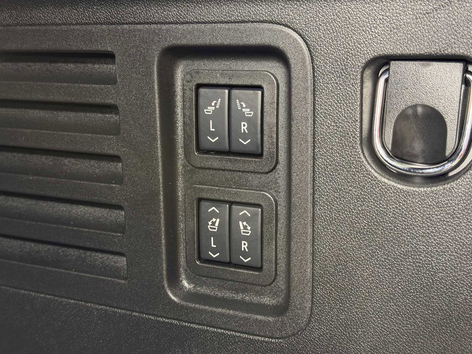 New 2026 Buick Enclave Sport Touring w/ Power Package image 19