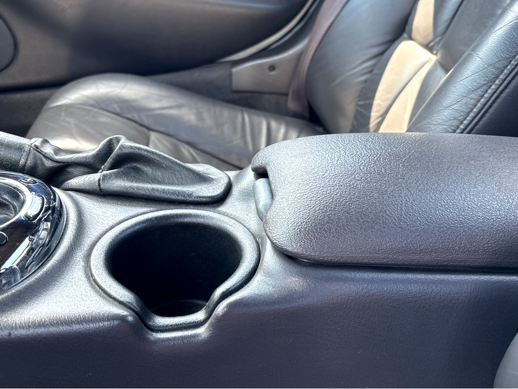 Used 2000 Plymouth Prowler image 9