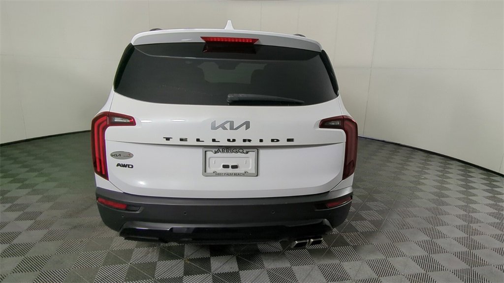 Used 2022 Kia Telluride SX w/ SX Prestige Package image 6