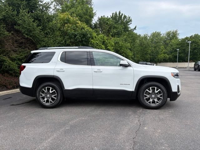 Used 2023 GMC Acadia SLE w/ Driver Convenience Package FWD image 10