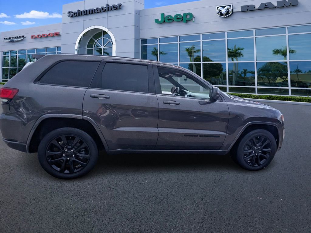 Certified 2021 Jeep Grand Cherokee Laredo X image 8