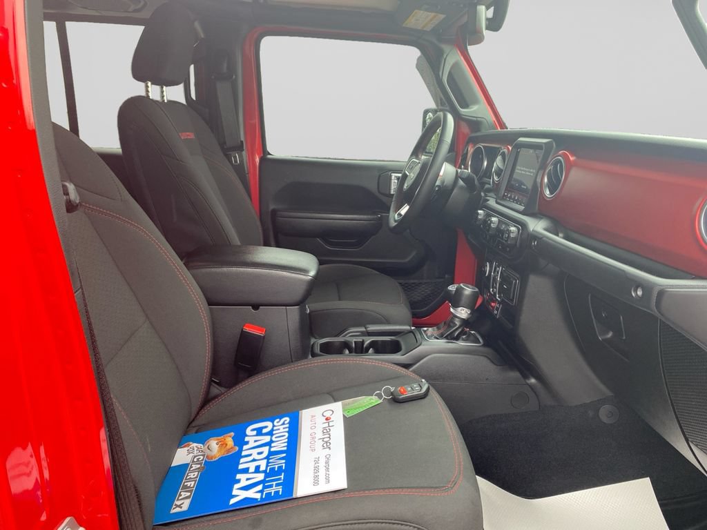 Used 2023 Jeep Gladiator Rubicon w/ Cold Weather Group AWD/4WD image 11