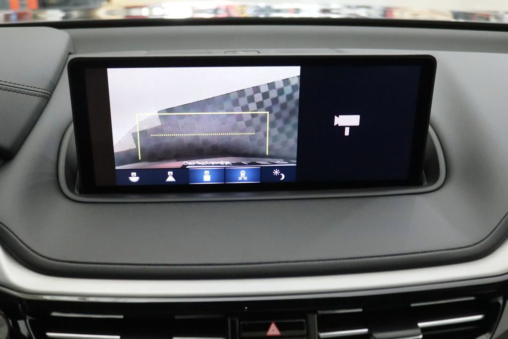 Used 2024 Acura MDX SH-AWD w/ Technology Package image 24