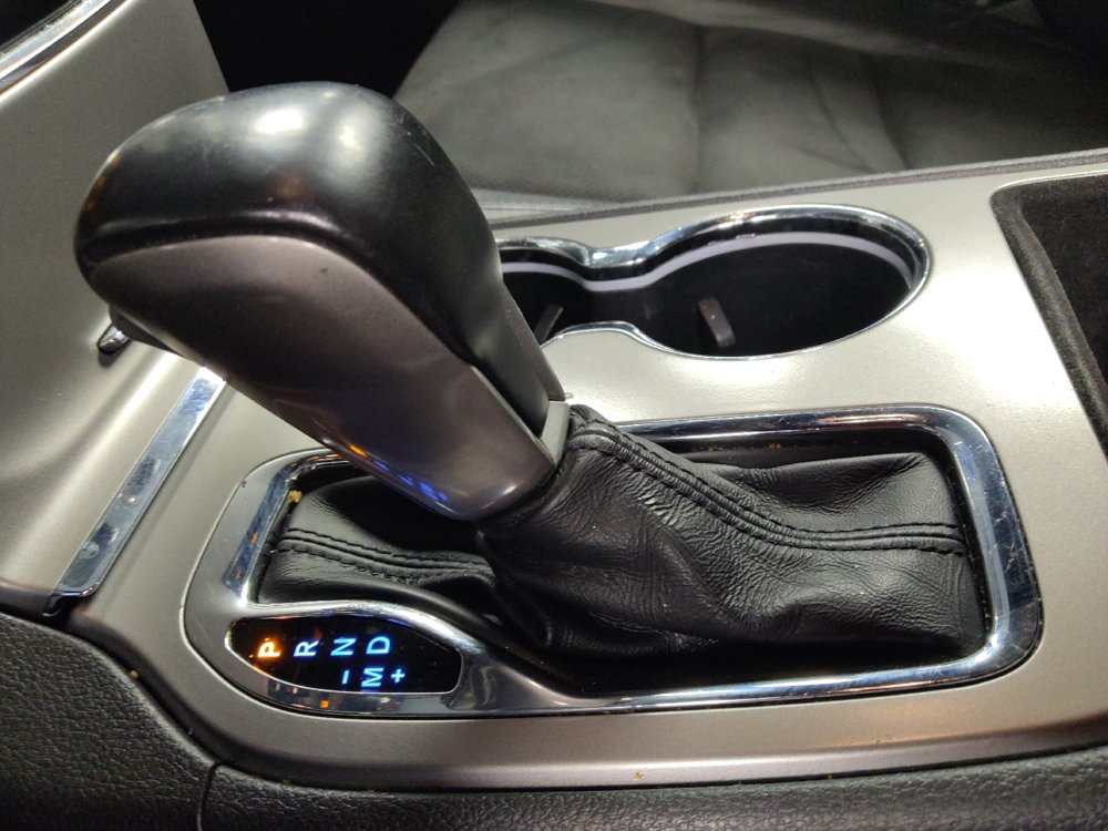 Used 2020 Jeep Grand Cherokee Altitude image 26