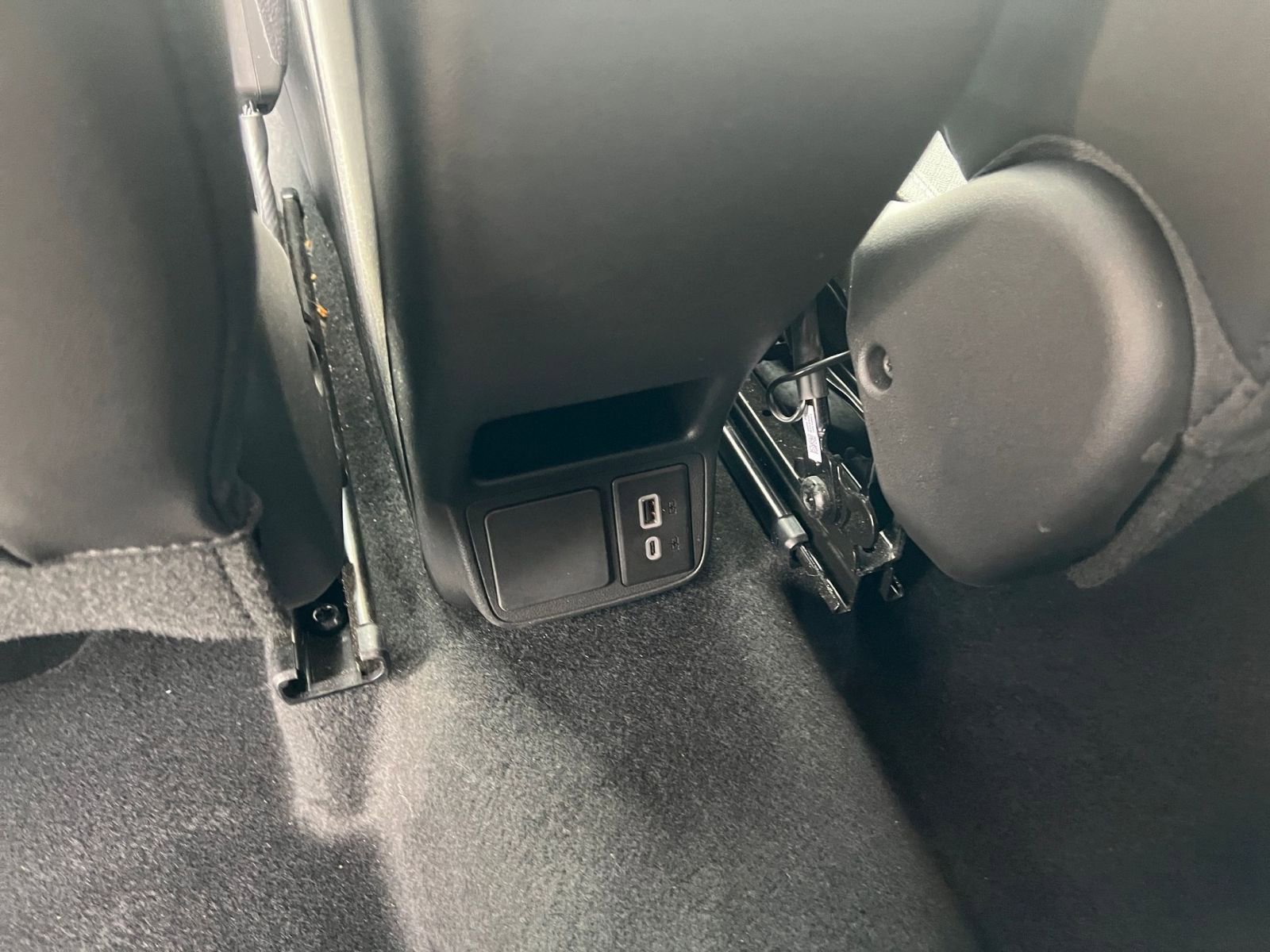 Used 2025 Buick Encore GX Preferred image 24