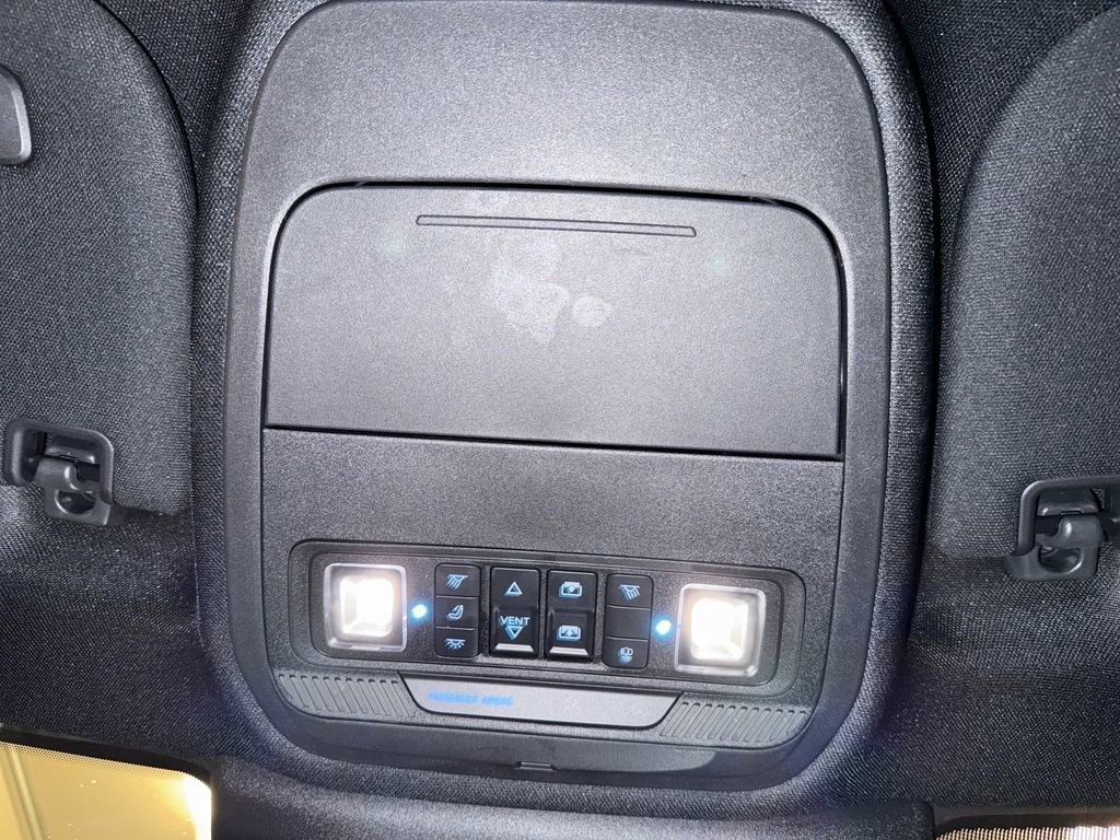 Used 2025 Ford Expedition Max Platinum w/ Stealth Performance Package image 17