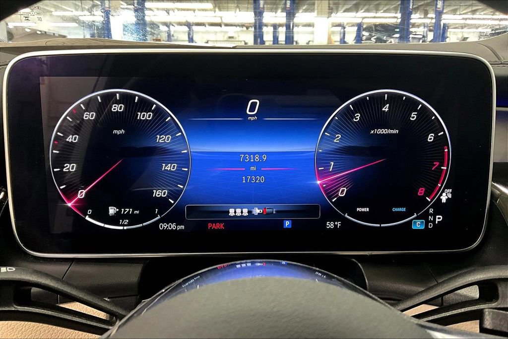 Used 2023 Mercedes-Benz GLC 300 4MATIC image 13