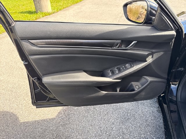 Used 2022 Honda Accord Sport image 23