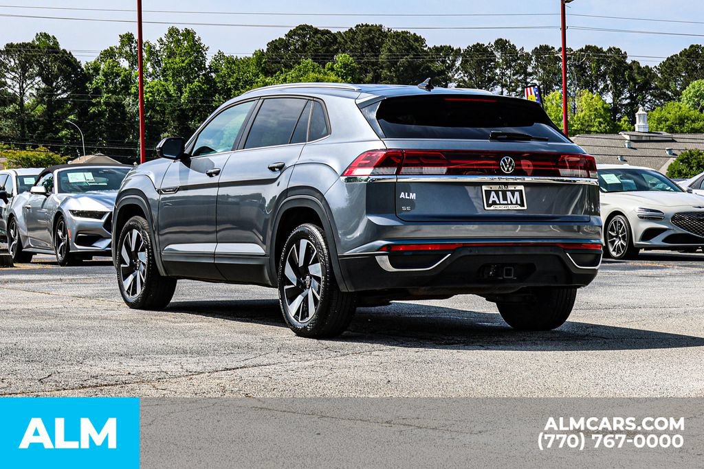 Used 2024 Volkswagen Atlas Cross Sport SE FWD image 7