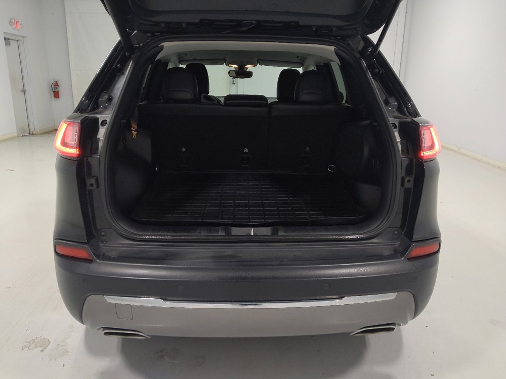 Used 2019 Jeep Cherokee Limited AWD/4WD image 29