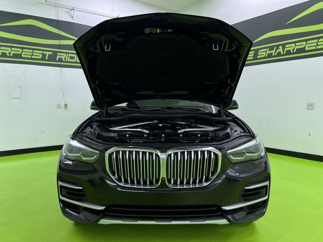 Used 2022 BMW X5 xDrive40i w/ Premium Package AWD/4WD image 4
