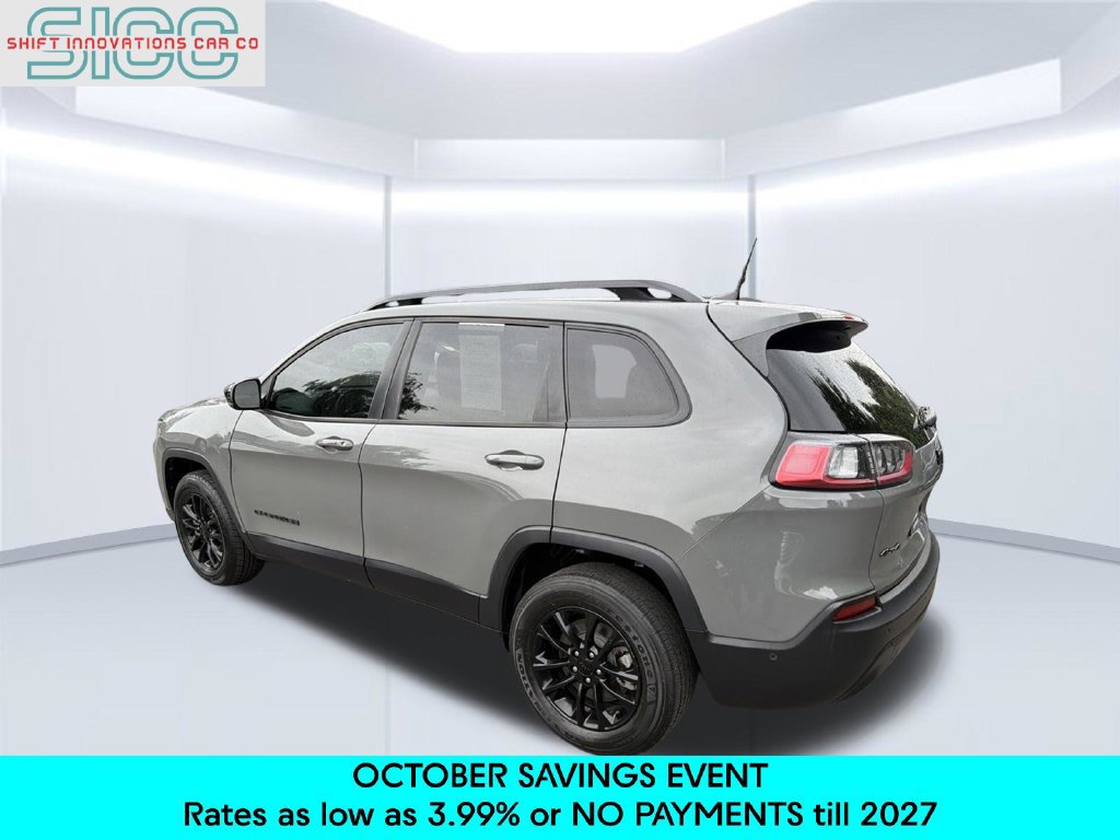 Used 2023 Jeep Cherokee Altitude Lux AWD/4WD image 4