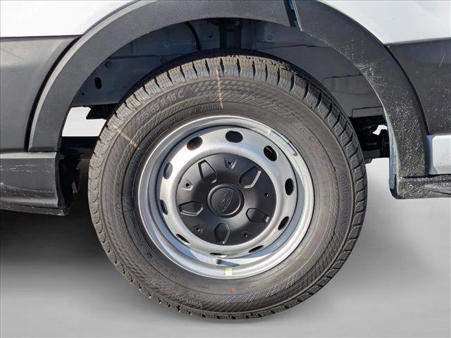 New 2026 Ford Transit 250 148 Medium Roof RWD image 10
