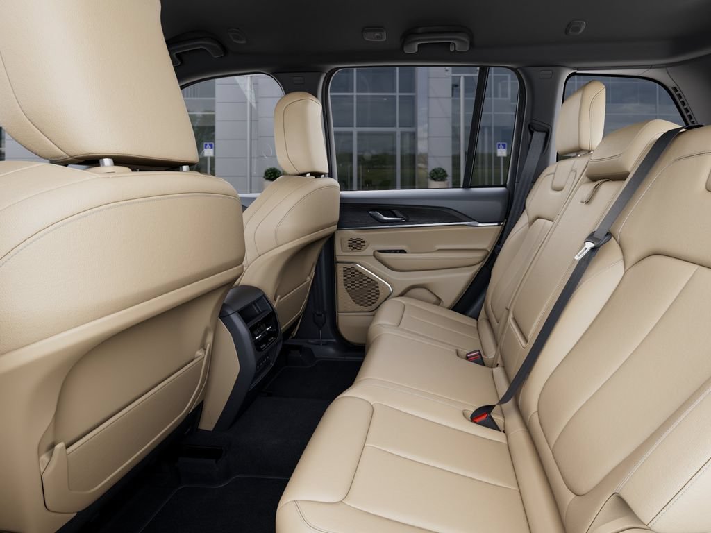 New 2026 Jeep Grand Cherokee Limited AWD/4WD image 24