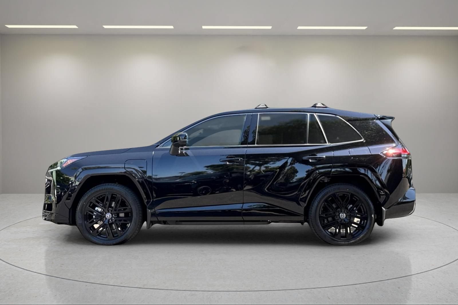 New 2026 Toyota RAV4 XSE w/ Panoramic Sun Roof Package AWD/4WD image 7