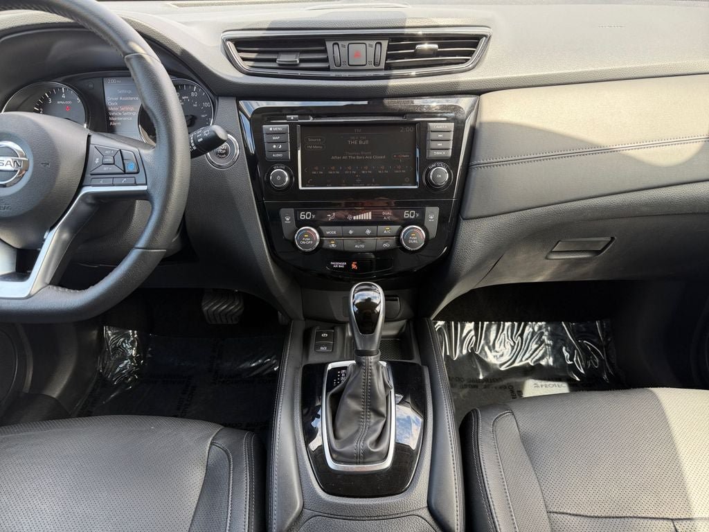 Used 2019 Nissan Rogue SL AWD/4WD image 12