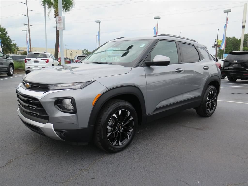 Used 2023 Chevrolet TrailBlazer LT AWD/4WD image 8