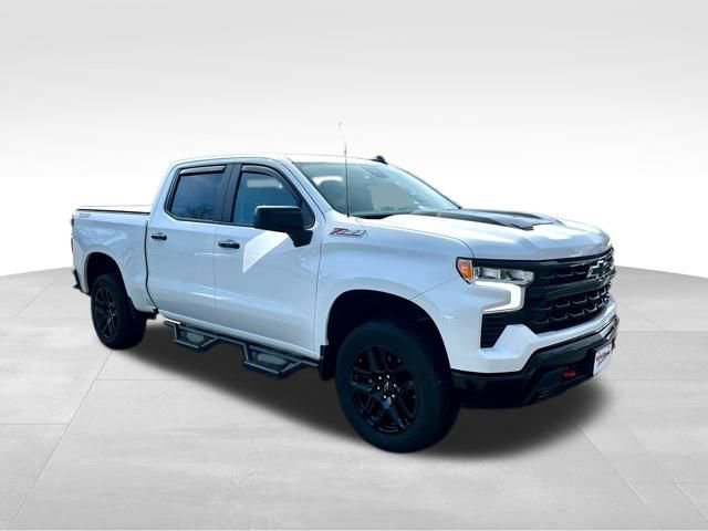 Used 2025 Chevrolet Silverado 1500 LT Trail Boss w/ Convenience Package II image 10