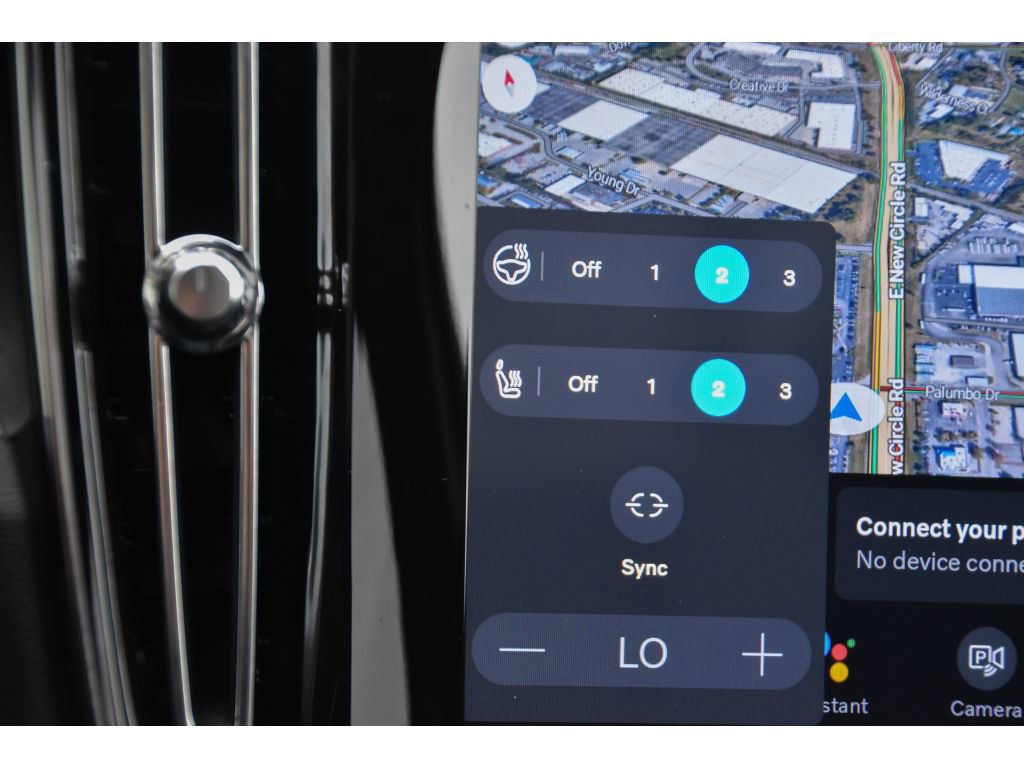 Certified 2025 Volvo XC40 B5 Core w/ Protection Package Premier image 33