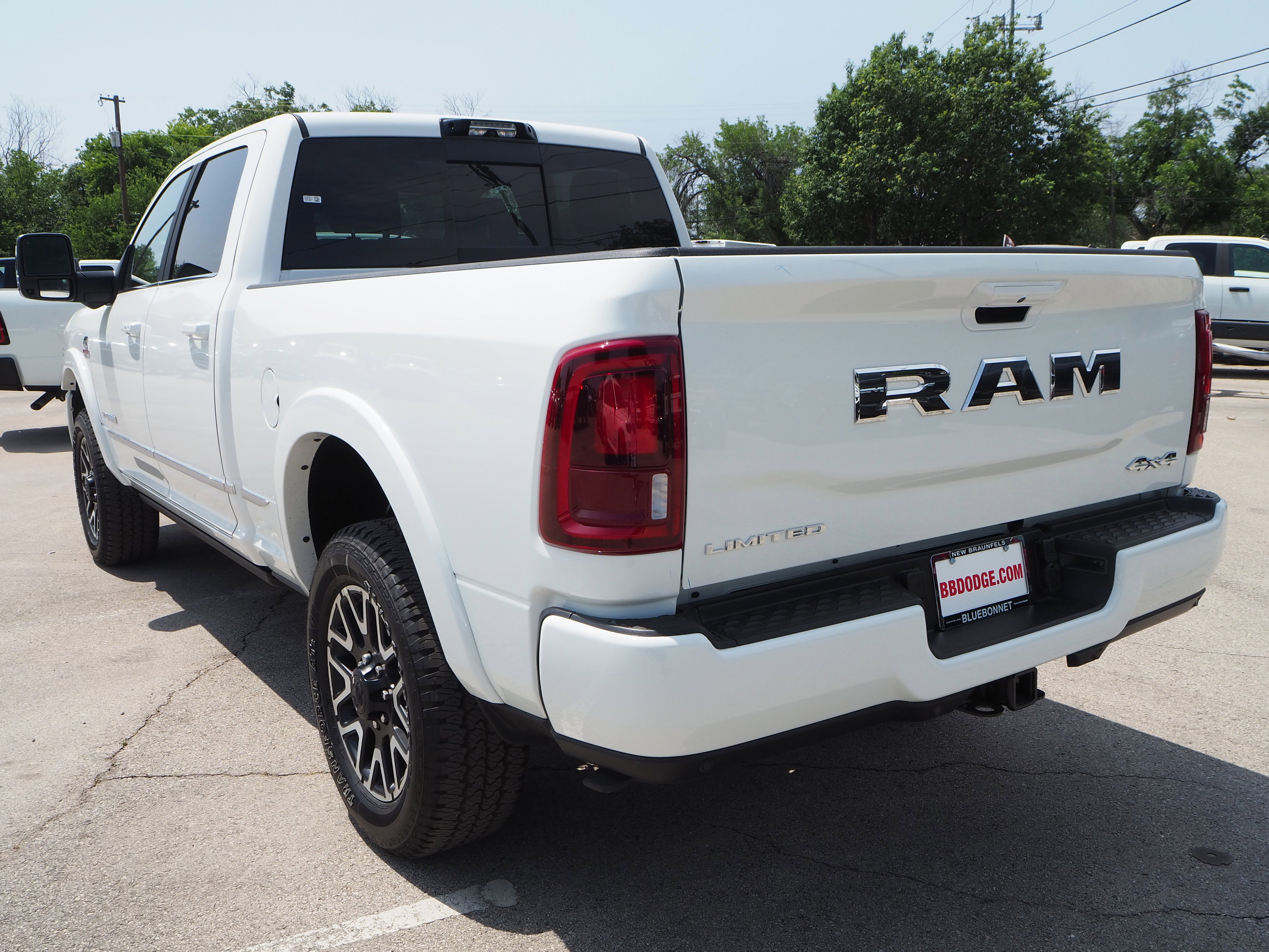 New 2025 RAM 2500 Limited image 8