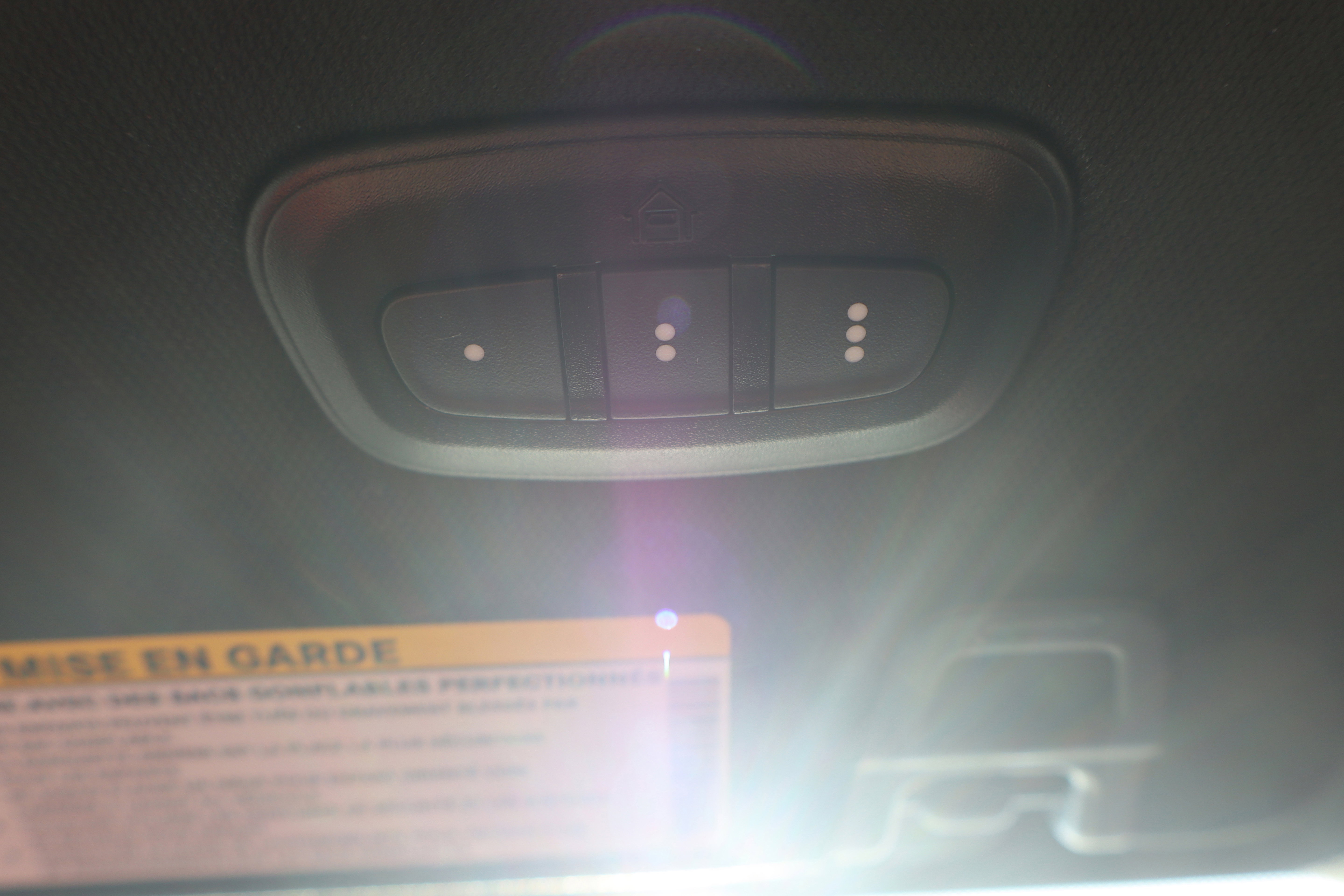 Used 2024 Jeep Grand Cherokee Limited w/ Black Appearance Package image 25