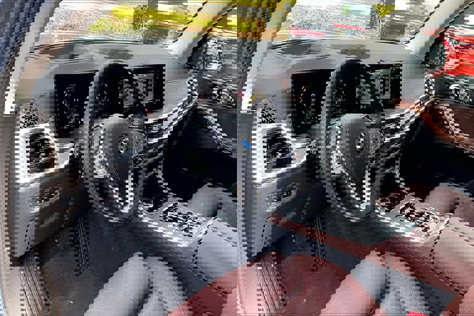 Certified 2024 BMW X7 xDrive40i w/ Premium Package image 18