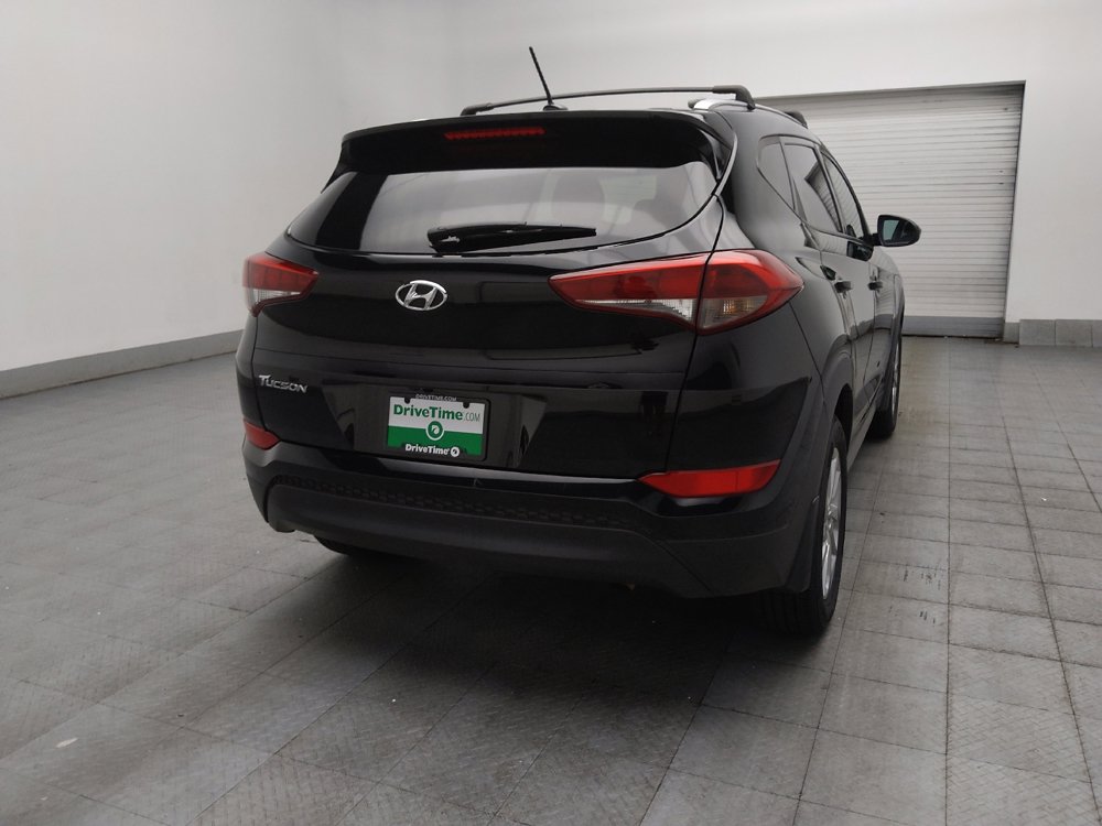 Used 2016 Hyundai Tucson SE w/ Option Group 02 FWD image 9
